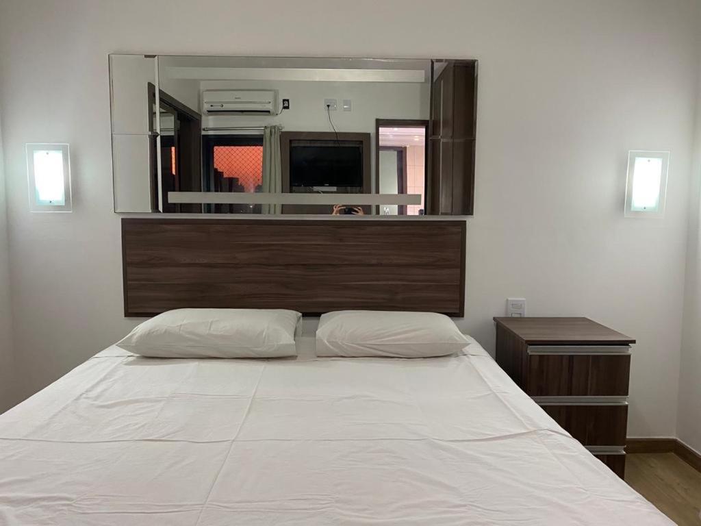 1810 - Flat Para Temporada Em Goiania-Proximo Ao Parque Areiao Екстериор снимка